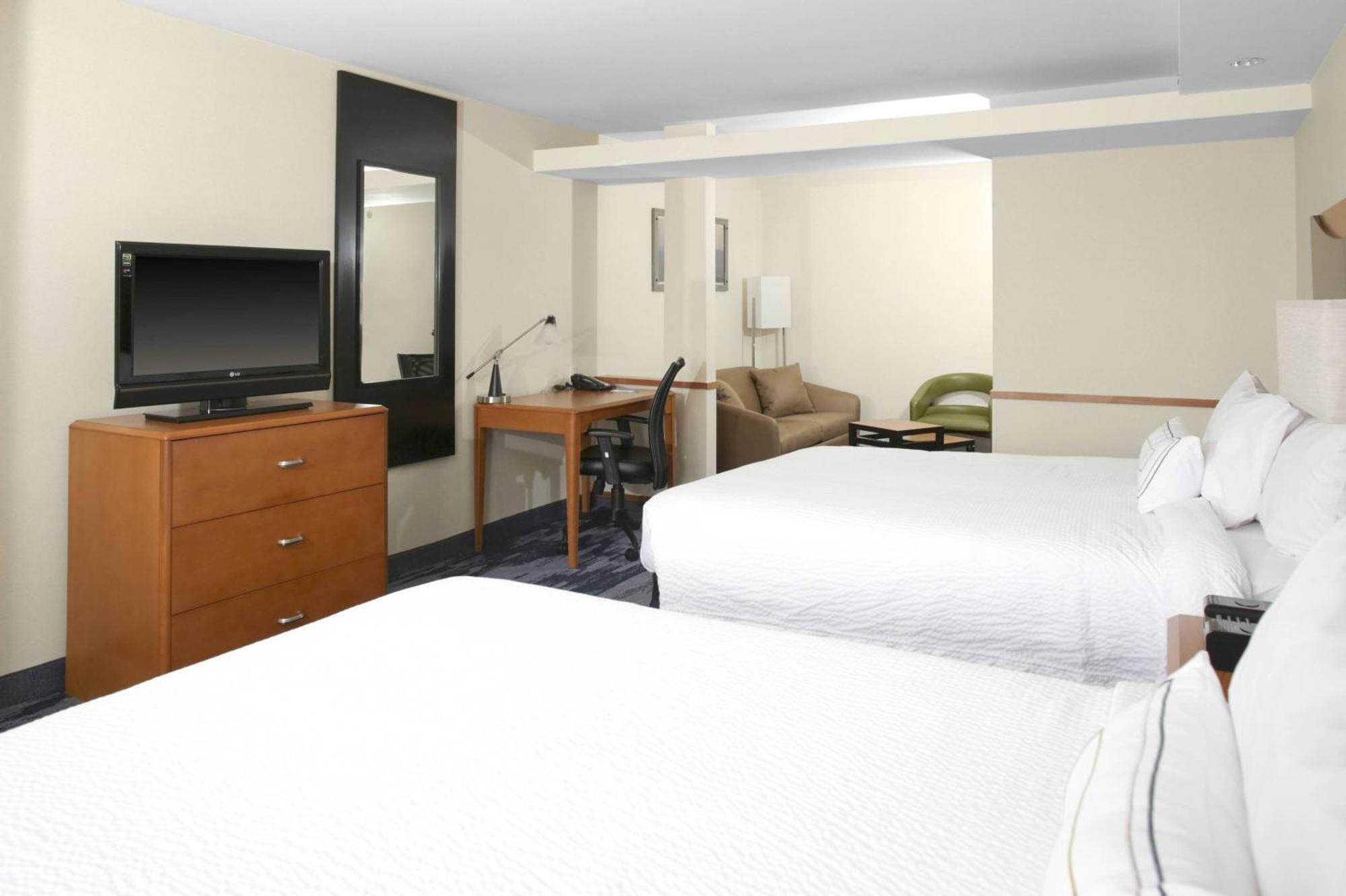 Fairfield Inn & Suites Milledgeville Exterior photo