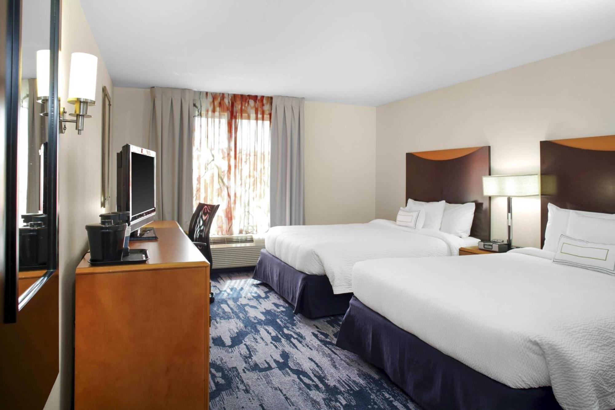 Fairfield Inn & Suites Milledgeville Exterior photo
