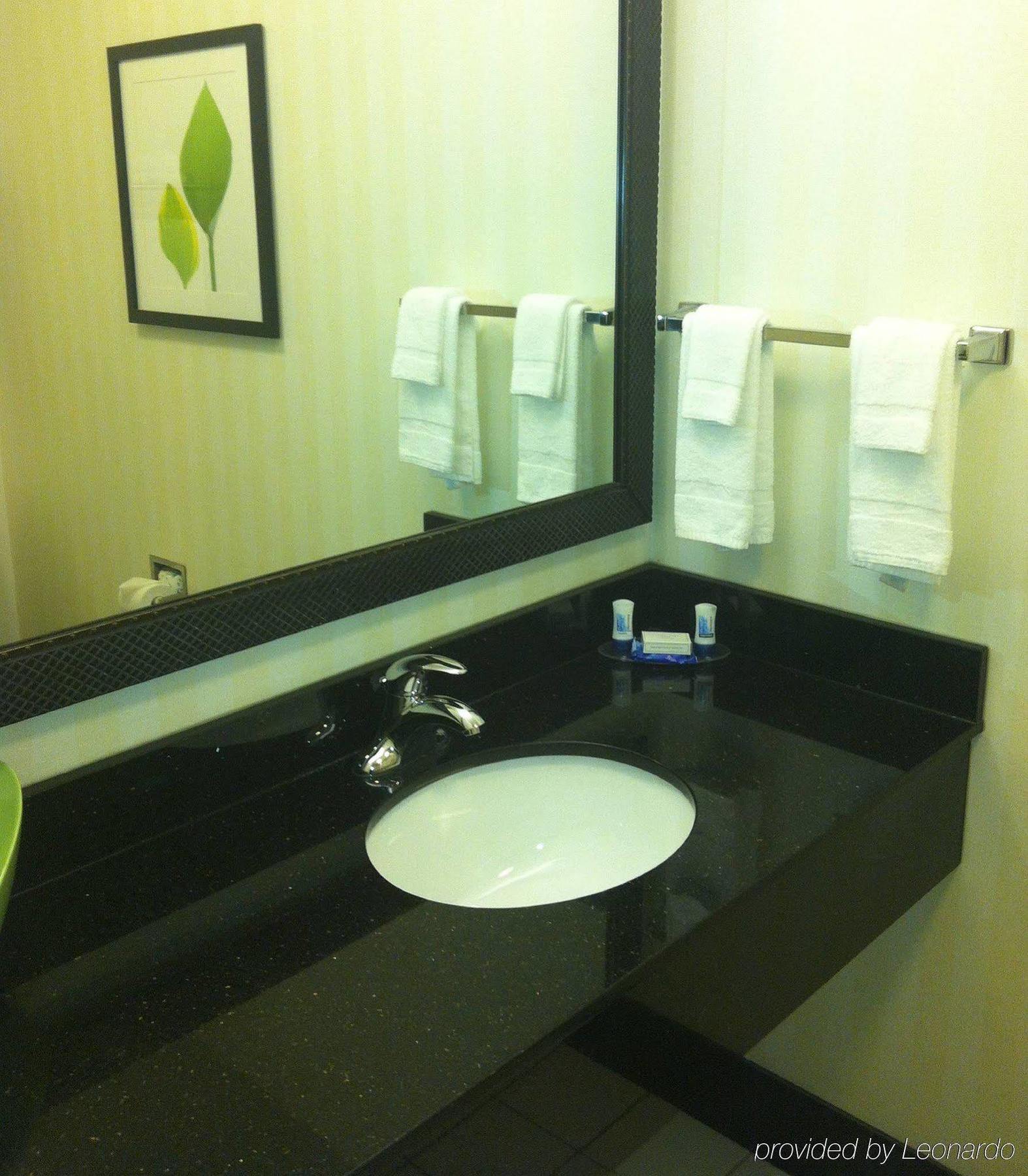 Fairfield Inn & Suites Milledgeville Room photo